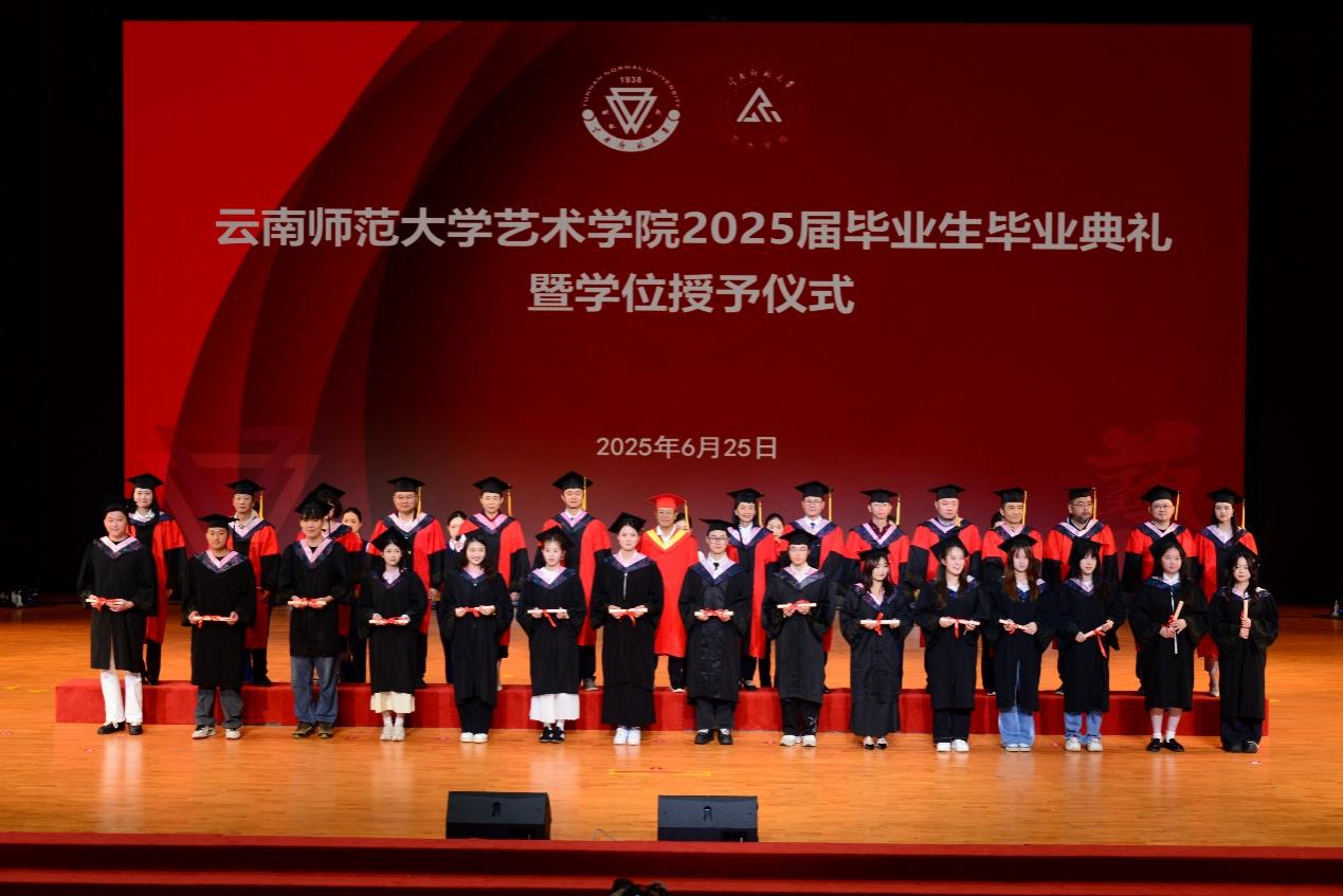 图片包含 图形用户界面AI 生成的内容可能不正确。