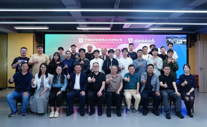 d030721a1c7f22e3ffac32535554972